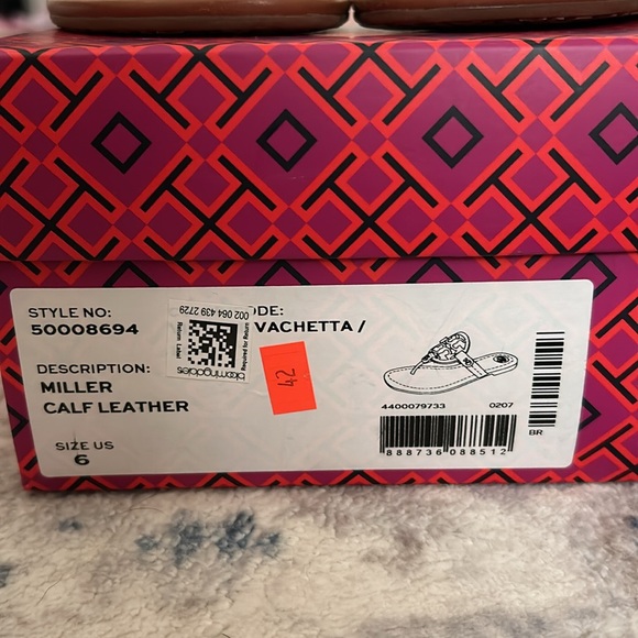 Brown Tory Burch sandals worn only a few times and in good condition with box - Picture 2 of 4